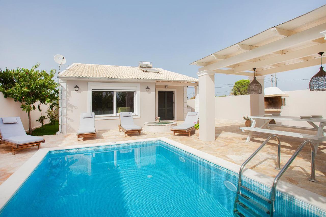 Ninos Corfu Villas Агиос-Георгиос Экстерьер фото