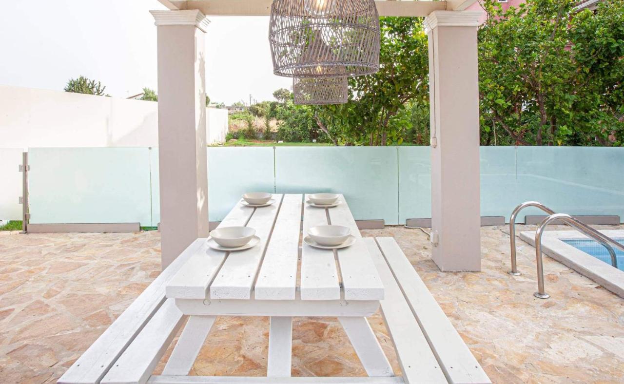 Ninos Corfu Villas Агиос-Георгиос Экстерьер фото